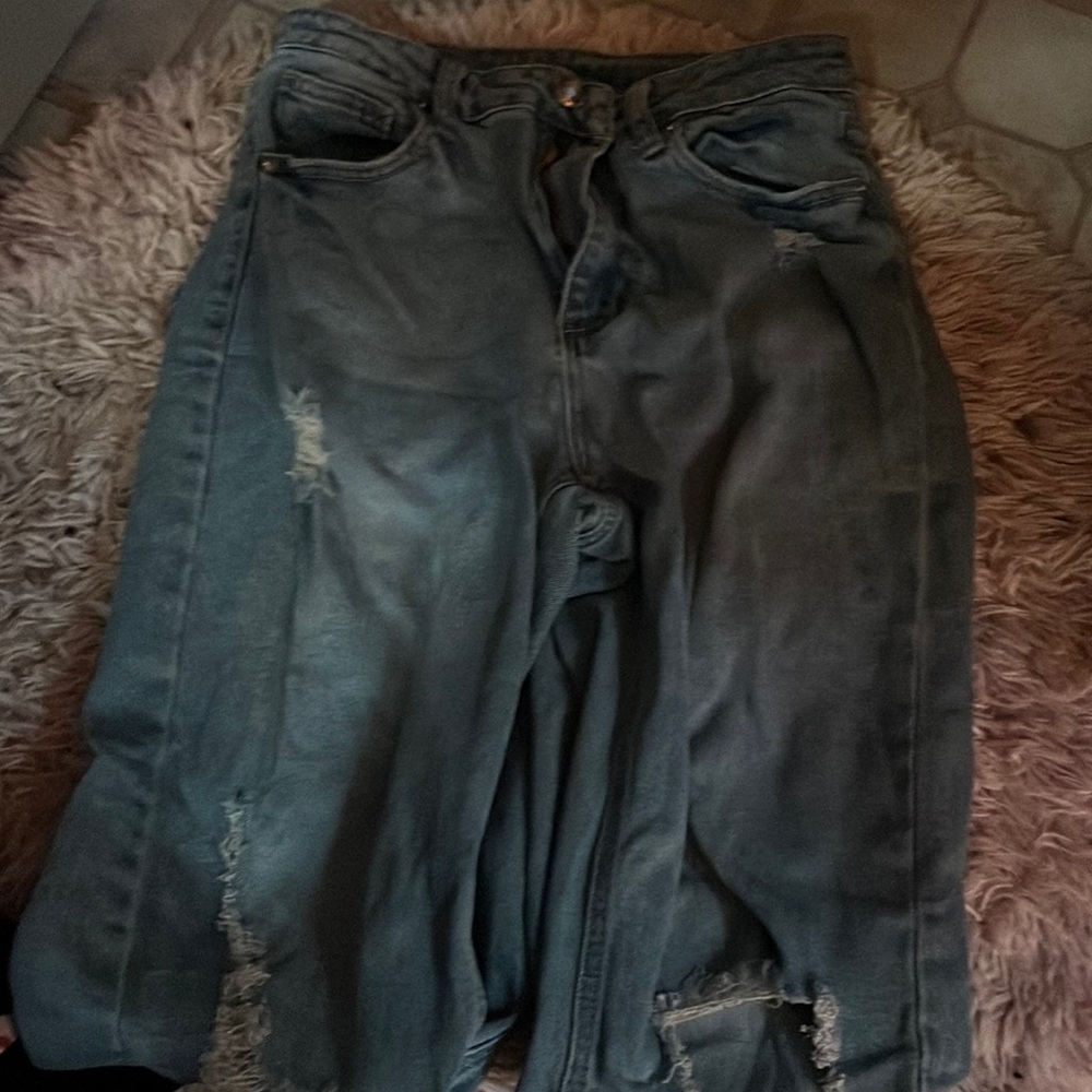 ripped boyfriend jeans light wash denim